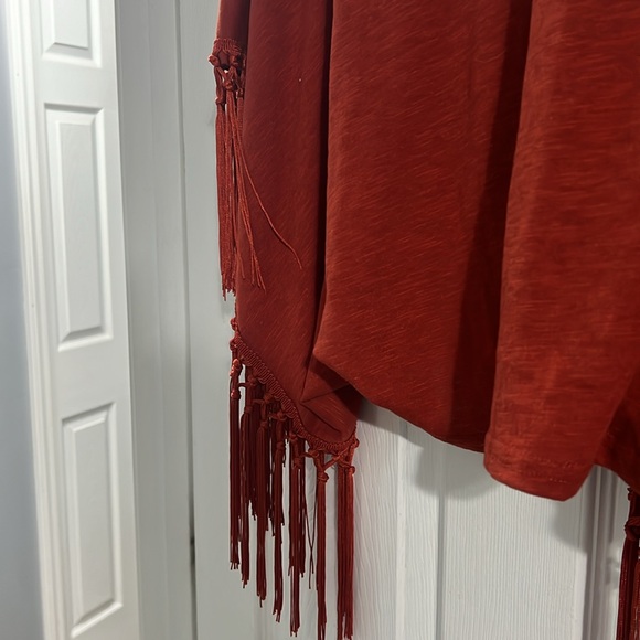 Ariat women’s poncho top - Picture 3 of 3